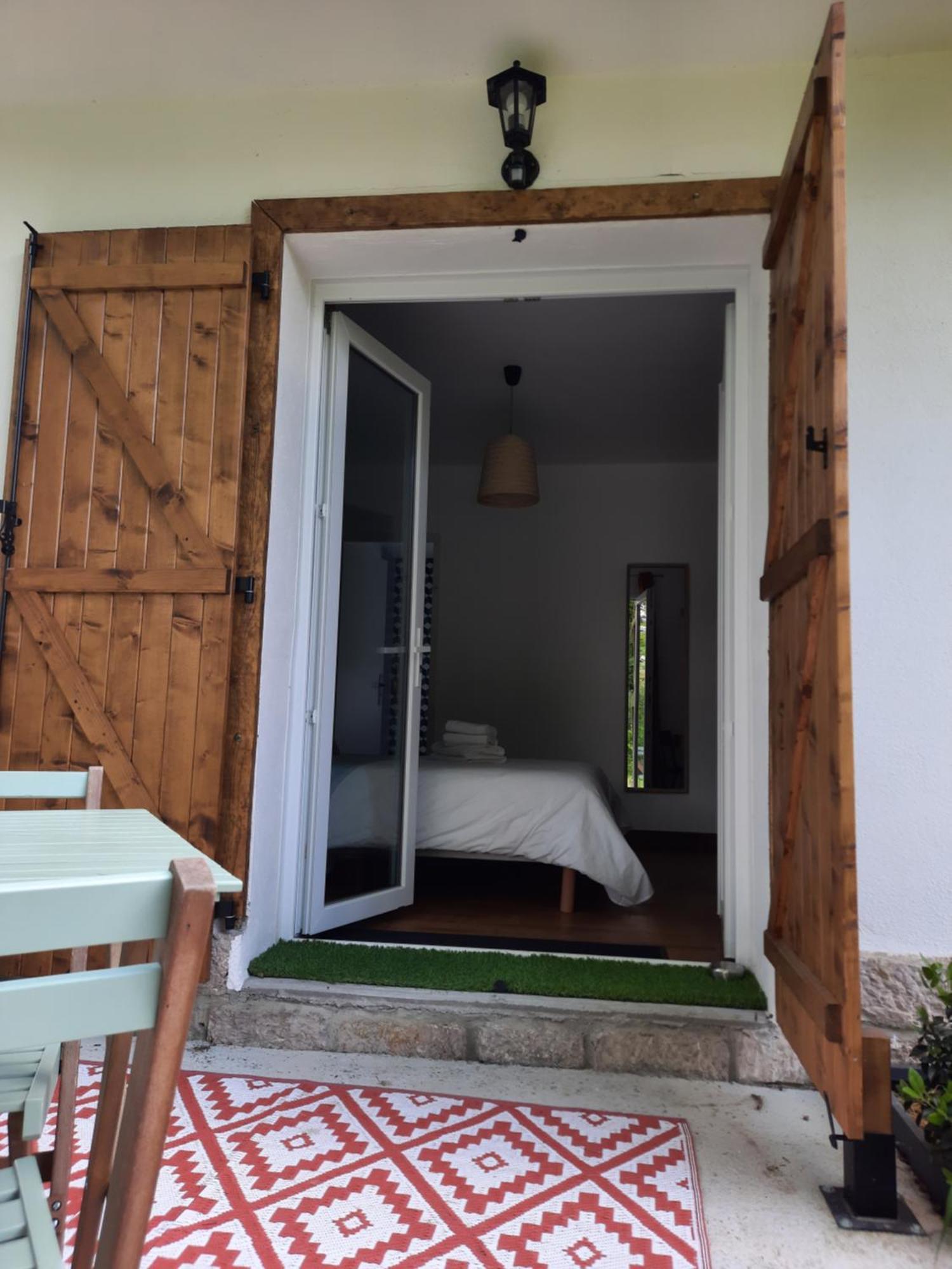 Le Jardin De Moulis, Saint Girons, Ariege, Pyrenees, Acomodação com café da manhã Exterior foto